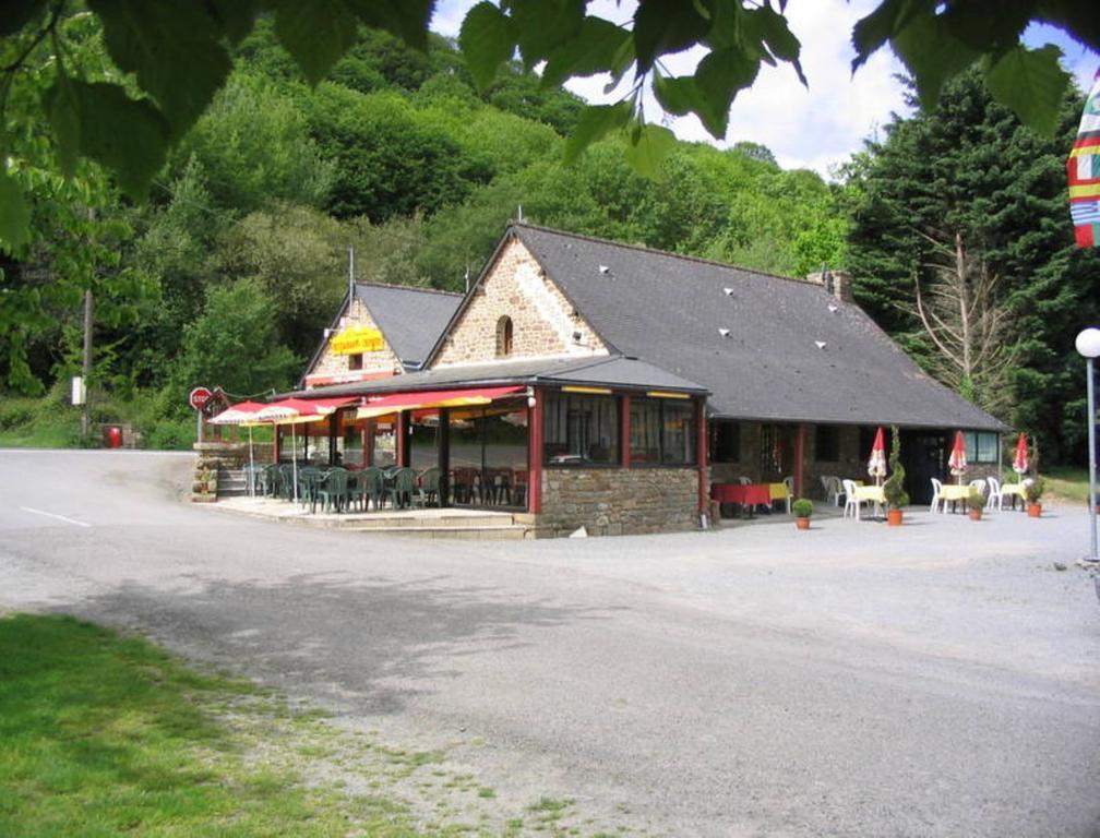 Camping Les Couesnons 호텔 로즈 쉬르 퀴에농 외부 사진